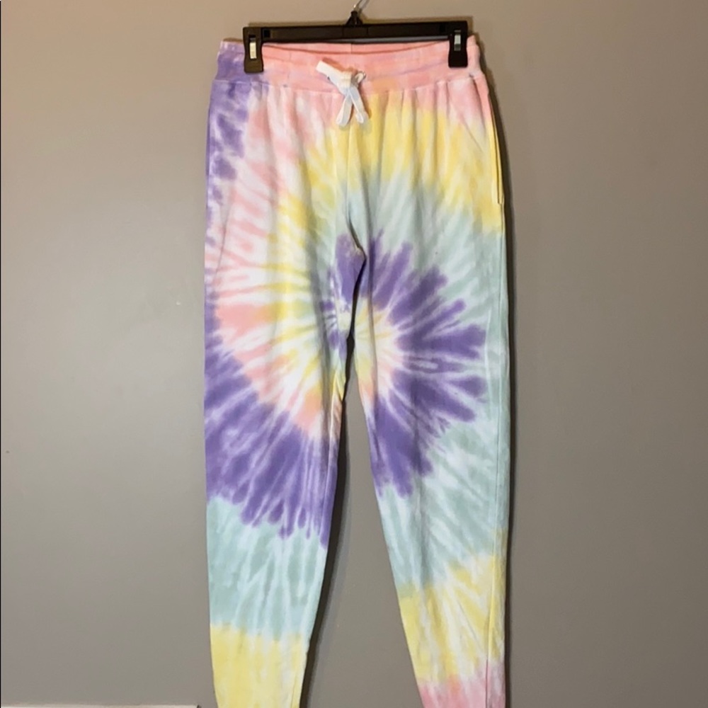 Tie dye jogger pants. Juniors Medium